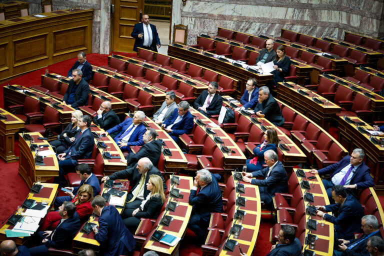Οι «ορφανές» από βουλευτή περιφέρειες του ΣΥΡΙΖΑ μετά την αποχώρηση των «11»