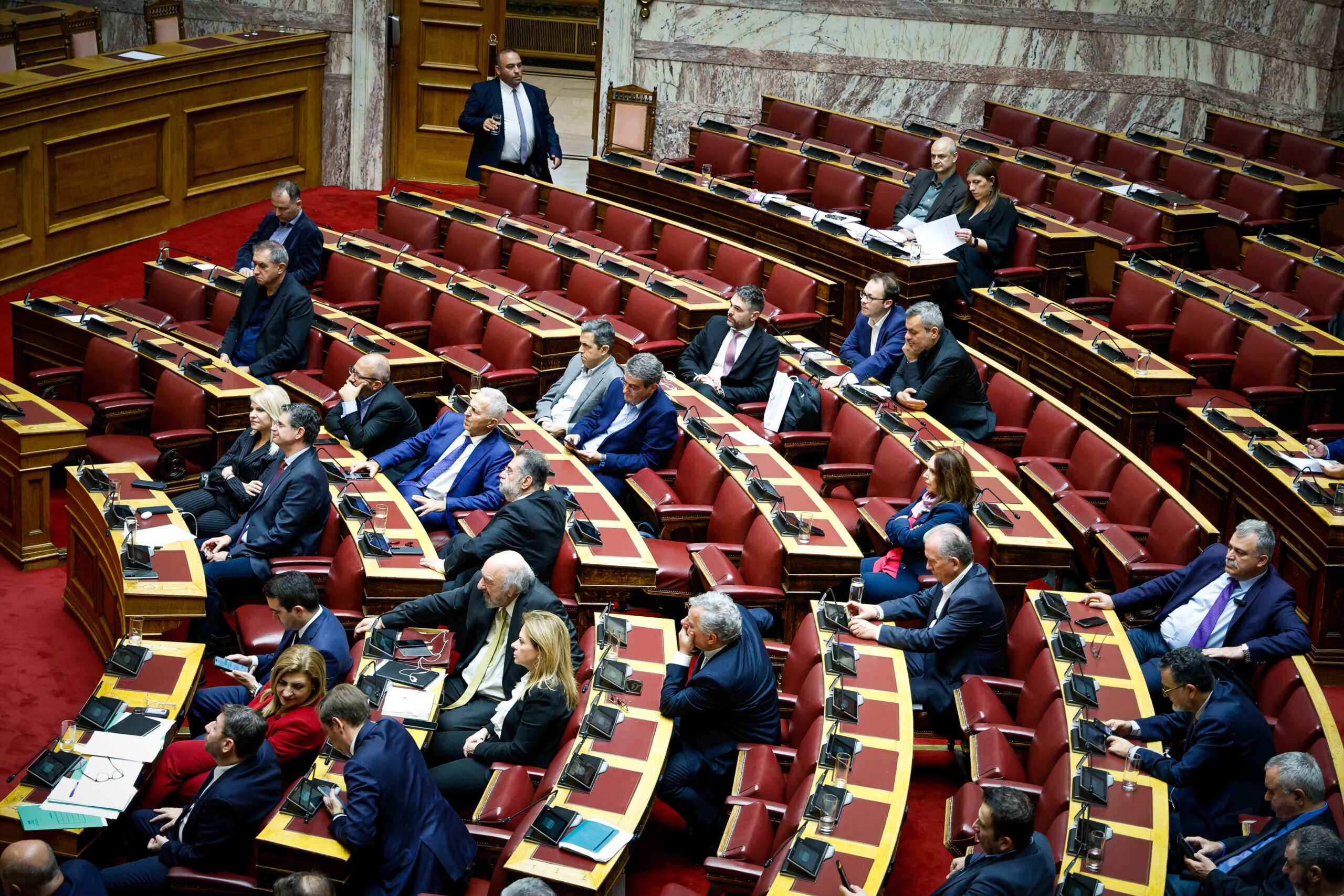 ΣΥΡΙΖΑ: Ποιες περιφέρειες δεν έχουν πλέον βουλευτή και ποιες μετατρέπονται σε «μονοεδρικές»