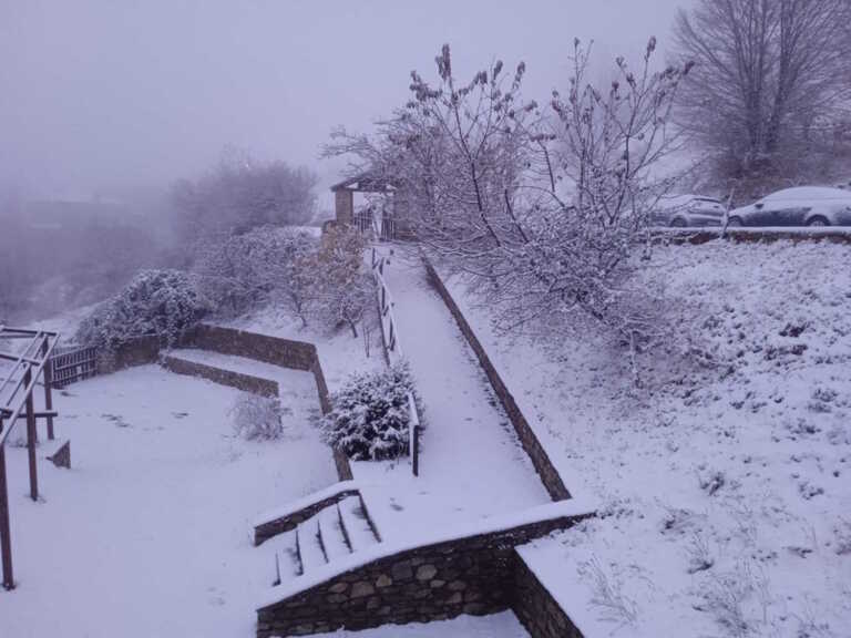 Χιόνια στο Νυμφαίο και στο Πισοδέρι Φλώρινας - Στα λευκά «ντύθηκαν» τα ορεινά της Δυτικής Μακεδονίας