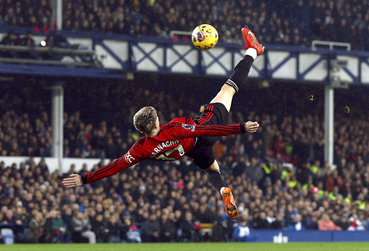 Soccer Football - Premier League - Everton v Manchester United - Goodison Park, Liverpool, Britain - November 26, 2023 Manchester United's Alejandro Garnacho scores their first goal Action Images via REUTERS