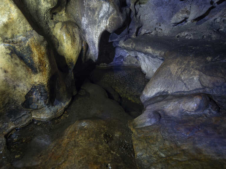 Το εντυπωσιακό σπήλαιο Αγγίτη στη Δράμα μετράει 30.000 χρόνια ζωής