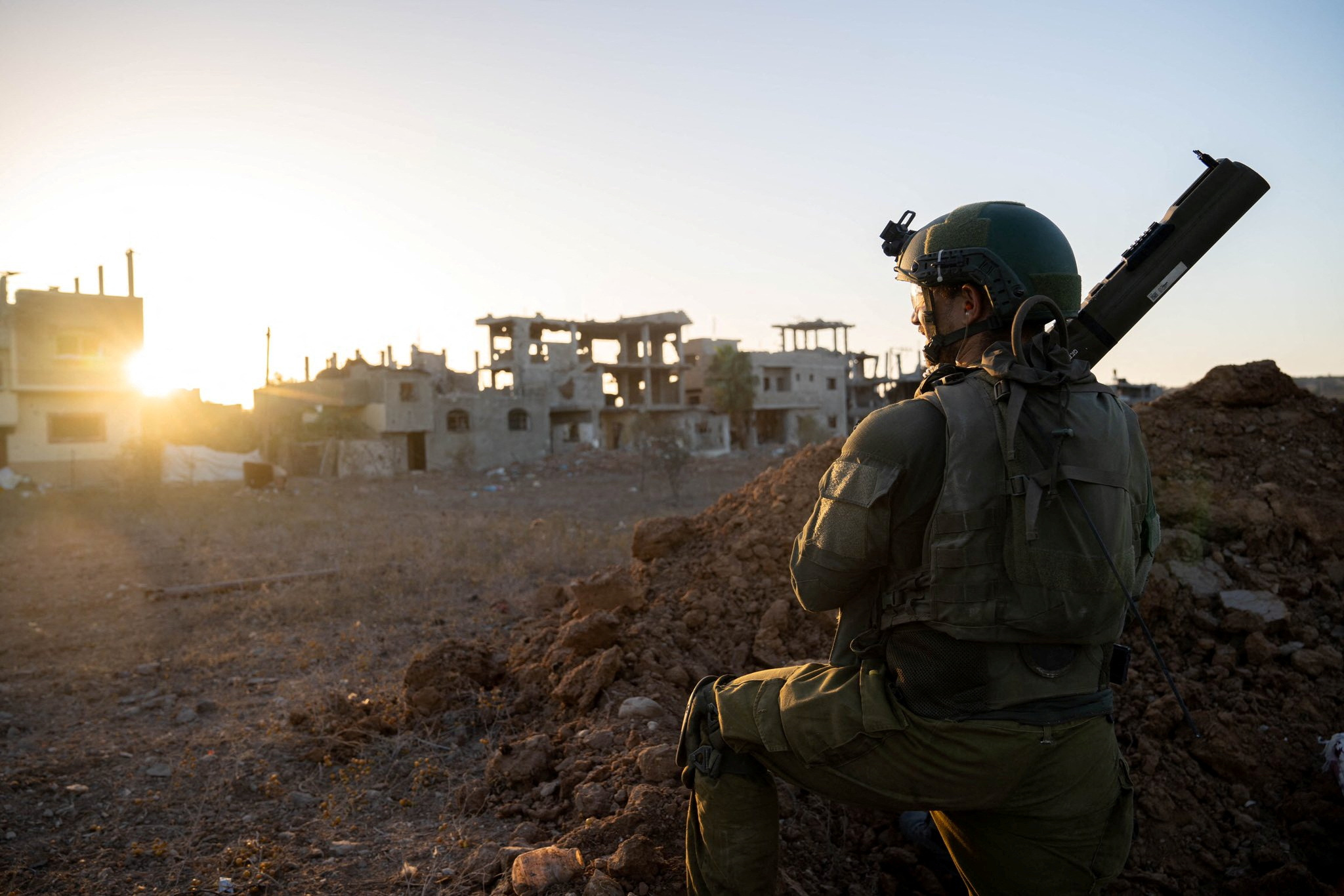 Μέση Ανατολή: «Θα χτυπάμε στόχους της Χαμάς ακόμα και στα νότια της Γάζας» δηλώνει το Ισραήλ