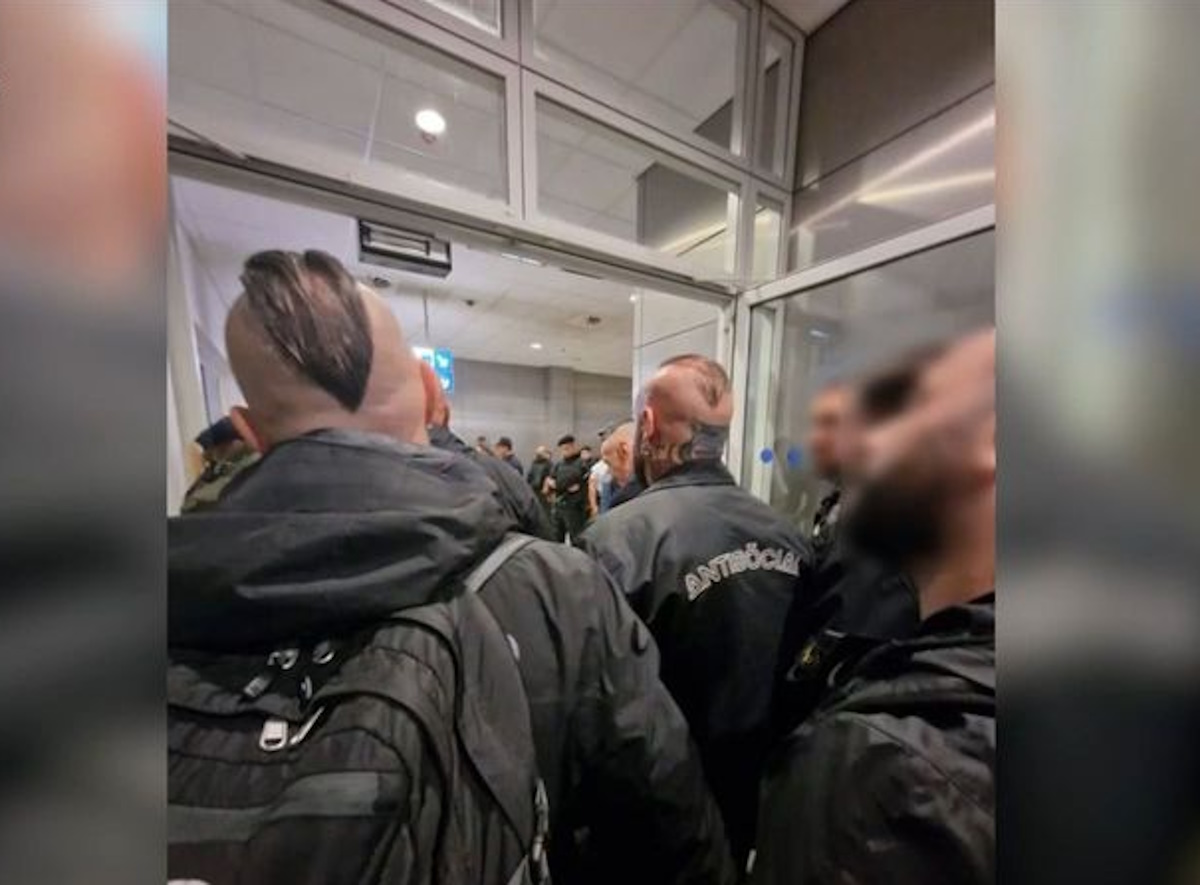 Αυτοί είναι οι 21 ακροδεξιοί Ιταλοί που συνελήφθησαν στο «Ελ. Βενιζέλος» – Πάνω από 3.000 αστυνομικοί στο Νέο Ηράκλειο
