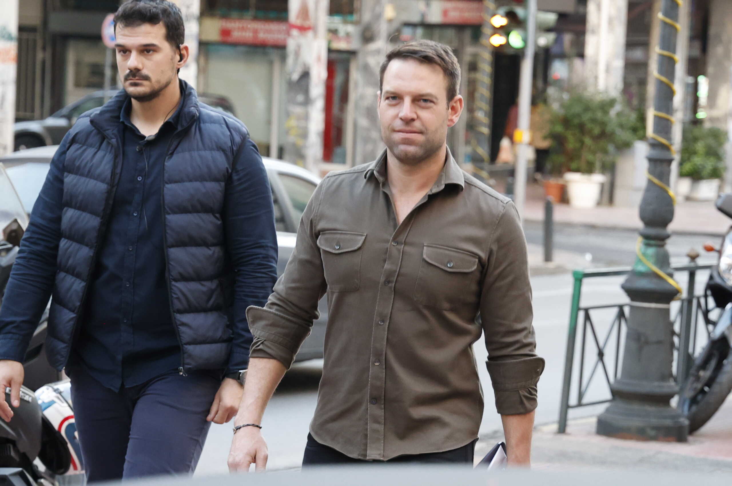 Συνεδρίαση της Πολιτικής Γραμματείας του ΣΥΡΙΖΑ - Προοδευτική Συμμαχία, Πέμπτη 23 Νοεμβρίου 2023. Στο επίκεντρο της συνεδρίασης ο προγραμματισμός του κόμματος και της Κ.Ο. για την επόμενη περίοδο, καθώς επίσης και η πρόταση του προέδρου του κόμματος Στέφανου Κασσελάκη, για τη συγκρότηση άτυπου πολιτικού κέντρου. 
(ΓΙΩΡΓΟΣ ΚΟΝΤΑΡΙΝΗΣ