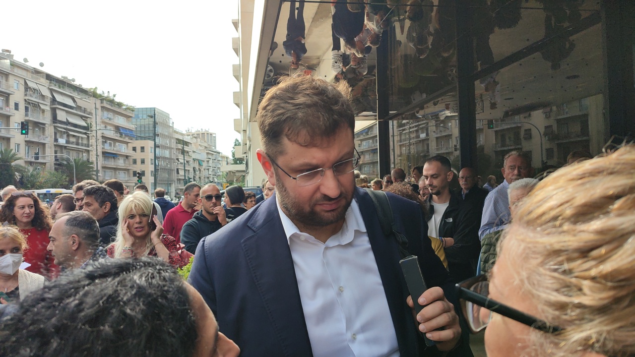 ΣΥΡΙΖΑ: Πεδίο μάχης η Κεντρική Επιτροπή – Η ντρίμπλα Κασσελάκη με το δημοψήφισμα και οι αντιδράσεις