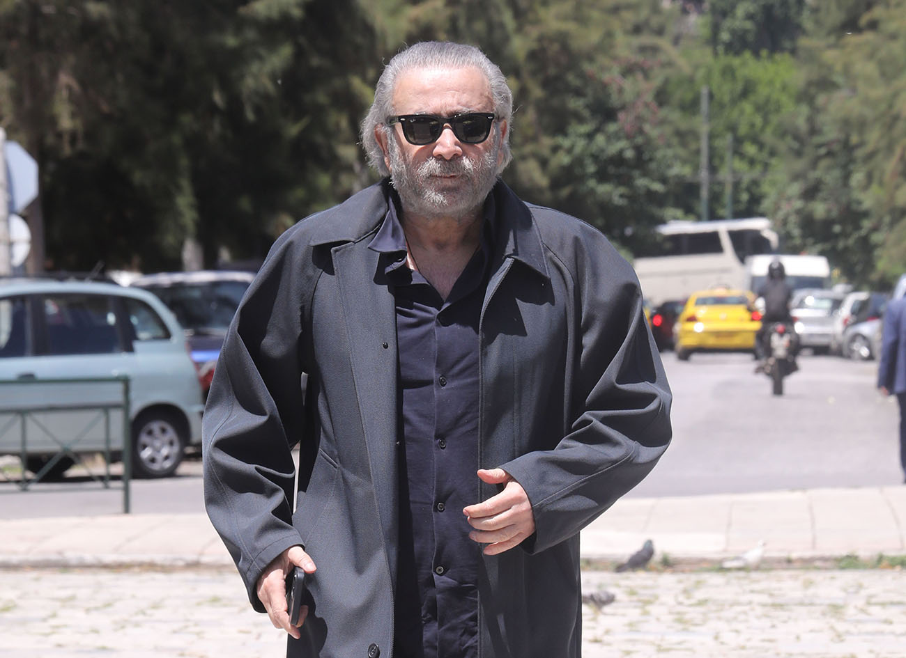 Λάκης Λαζόπουλος για ΣΥΡΙΖΑ και Ομπρέλα: «Διαγραφή με τα χίλια»