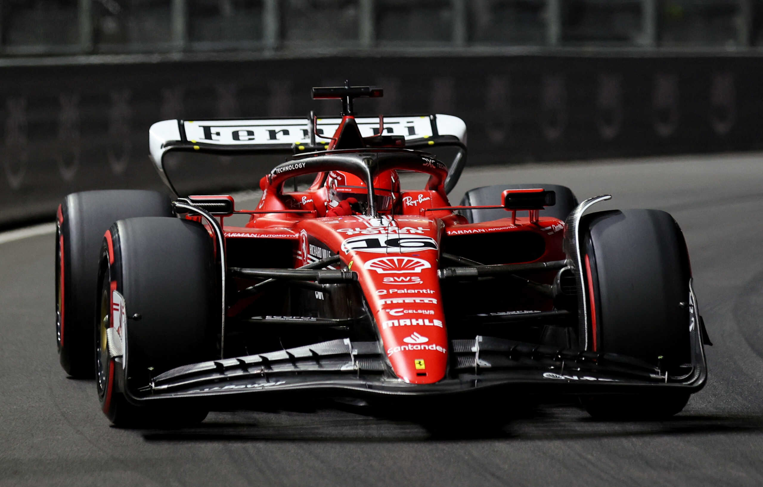 Formula 1: Ο Σαρλ Λεκλέρ πήρε την pole position στο Λας Βέγκας, κυριαρχική εμφάνιση από Ferrari