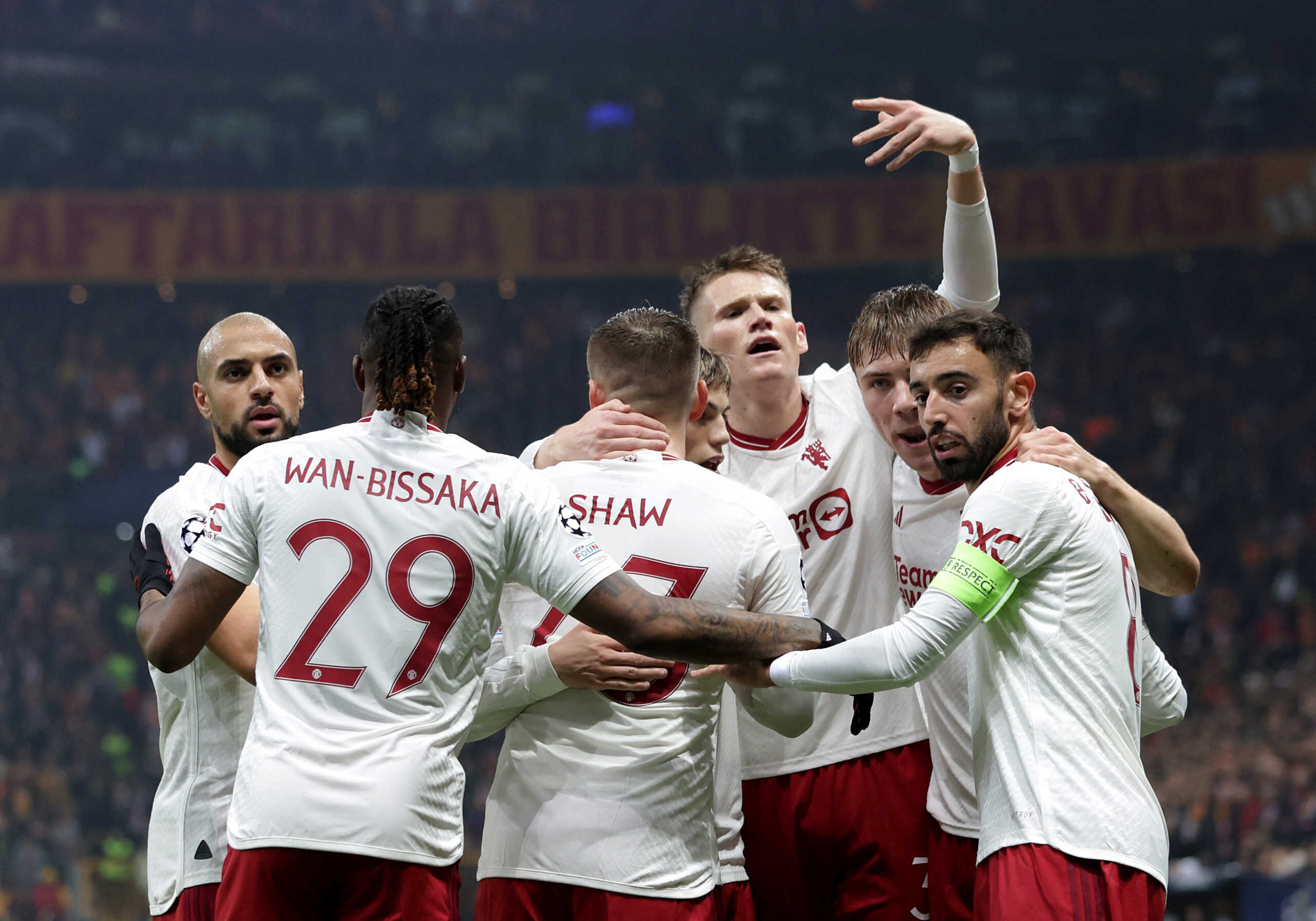 Soccer Football - Champions League - Group A - Galatasaray v Manchester United - RAMS Park, Istanbul, Turkey - November 29, 2023 Manchester United's Alejandro Garnacho celebrates scoring their first goal with teammates REUTERS