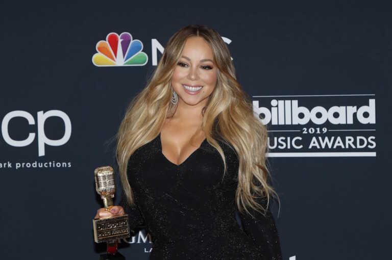 Η Mariah Carey «ξεπάγωσε» και έδωσε το σύνθημα για τα Χριστούγεννα – «It’s Time»