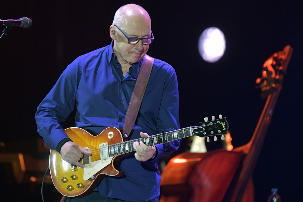 epa07559057 Scottish singer, composer and guitar player Mark Knopfler performs on stage during a concert in Zurich, Switzerland, 09 May 2019.  EPA