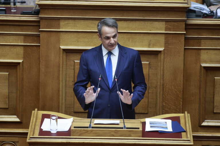 Mitsotakis trilogue live in the Parliament