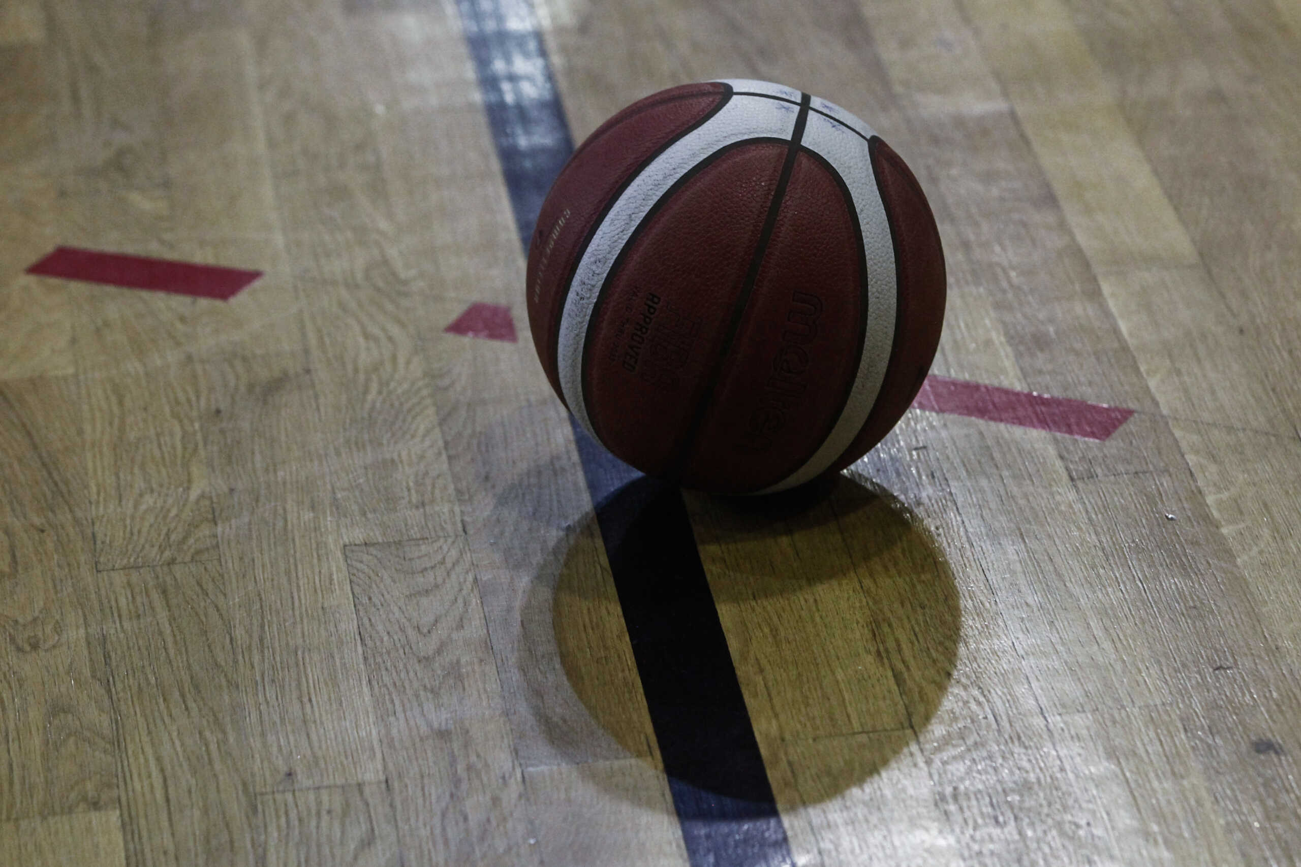 Παραδίδονται εννέα γήπεδα μπάσκετ σε έξι αθλητικούς χώρους του Δήμου Αθηναίων