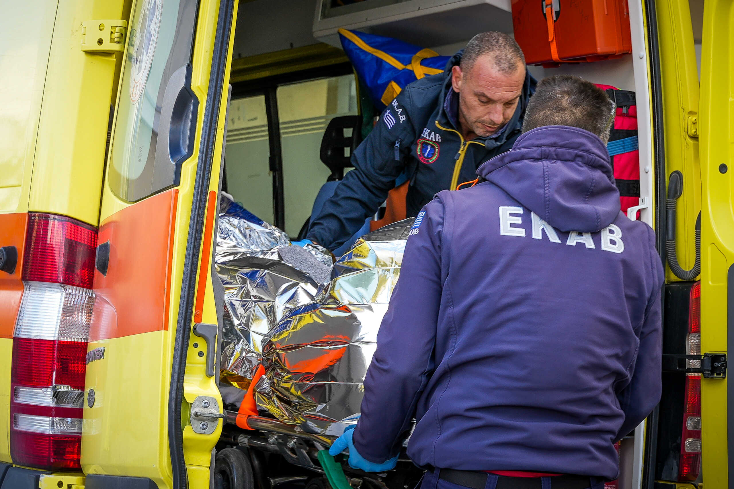 Λέσβος: Βρέθηκε πτώμα αγνοούμενου από το ναυάγιο – Έρευνες για άλλους 12 ανθρώπους