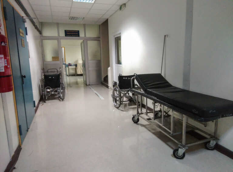 Καταγγελία για καισαρική χωρίς νάρκωση στο νοσοκομείο Κέρκυρας - «Νόμιζα πως θα πεθάνω»