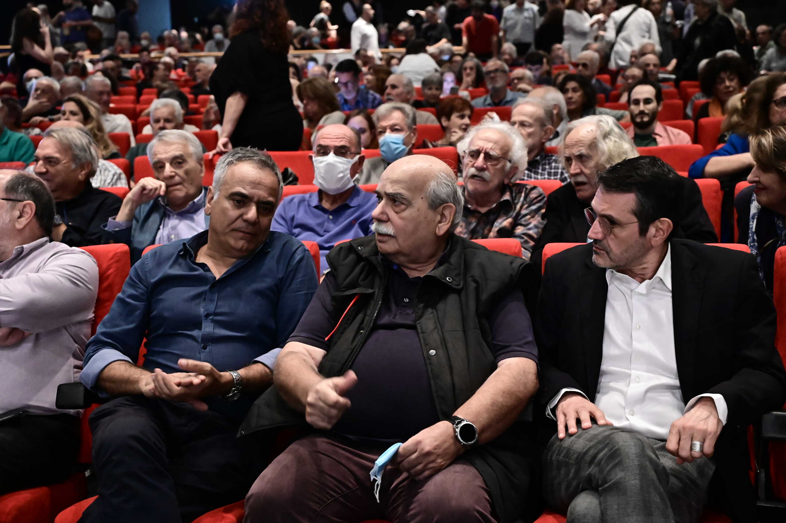 Εκδήλωση με θέμα "Η ανανεωτική και ριζοσπαστική Αριστερά απέναντι στις προκλήσεις των καιρών" από την εφημερίδα "Η Εποχή", με την συμμετοχή των βουλευτών του ΣΥΡΙΖΑ - Προοδευτική Συμμαχία, Σία Αναγνωστοπούλου και Ευκλείδη Τσακαλώτου, του Κωστή Παπαϊωάννου, εκπαιδευτικός, συγγραφέας, του δικηγόρου Βασίλη Παπαστεργίου και του Αντώνη Τζανακόπουλου, καθηγητής Δημοσίου Διεθνούς Δικαίου, Παν. Οξφόρδης, Δευτέρα 6 Νοεμβρίου 2023.
(ΜΙΧΑΛΗΣ ΚΑΡΑΓΙΑΝΝΗΣ