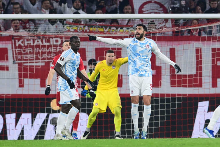 Φράιμπουργκ - Ολυμπιακός 5-0 LIVE: Ασχημο βράδυ για τους Πειραιώτες