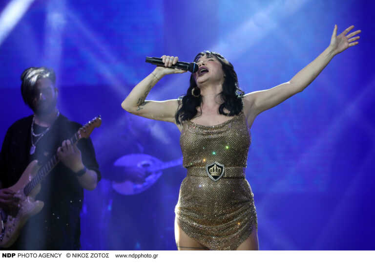 Η Πάολα για την απόφασή της να τραγουδήσει μετά το δυστύχημα στα Τέμπη: Έγινα εγώ αυτή που δεν έχει αισθήματα