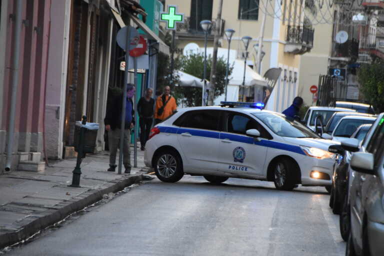 16χρονος αλλοδαπός συνελήφθη για παρενόχληση μιας παρέας ανήλικων κοριτσιών στο Μοναστηράκι