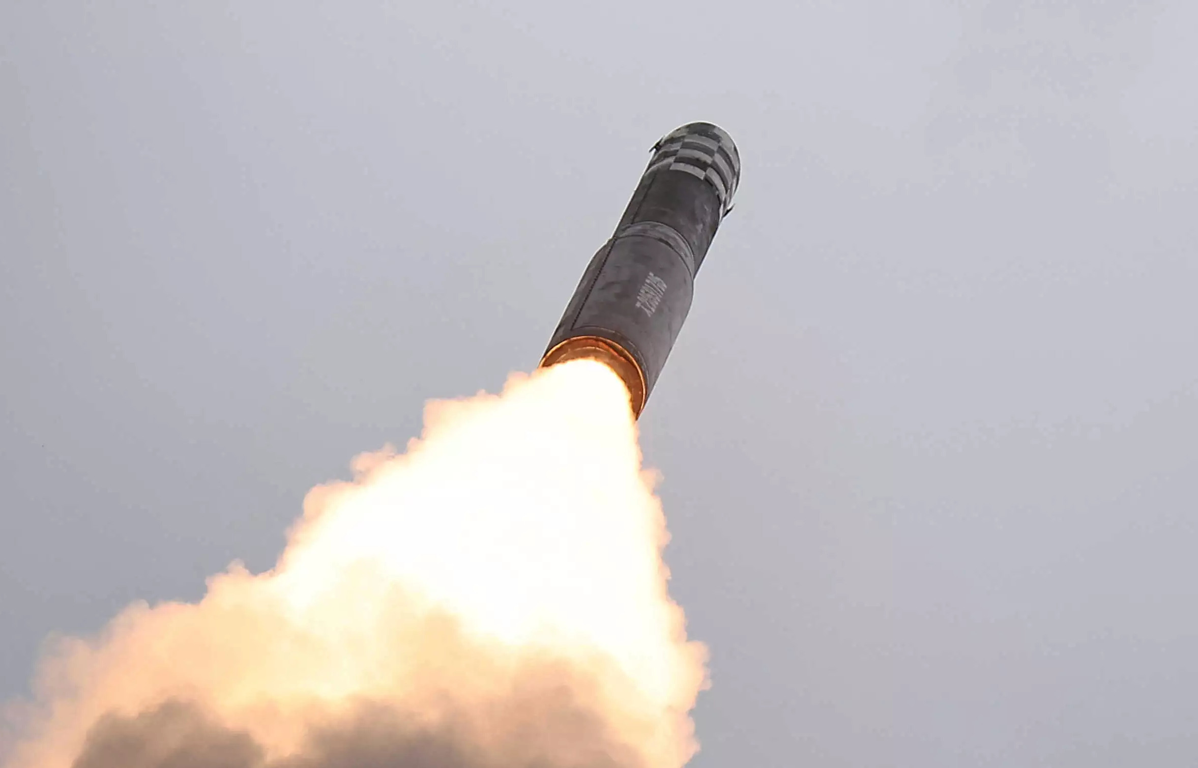 Η Ρωσία προχώρησε σε δοκιμή διηπειρωτικού βαλλιστικού πυραύλου