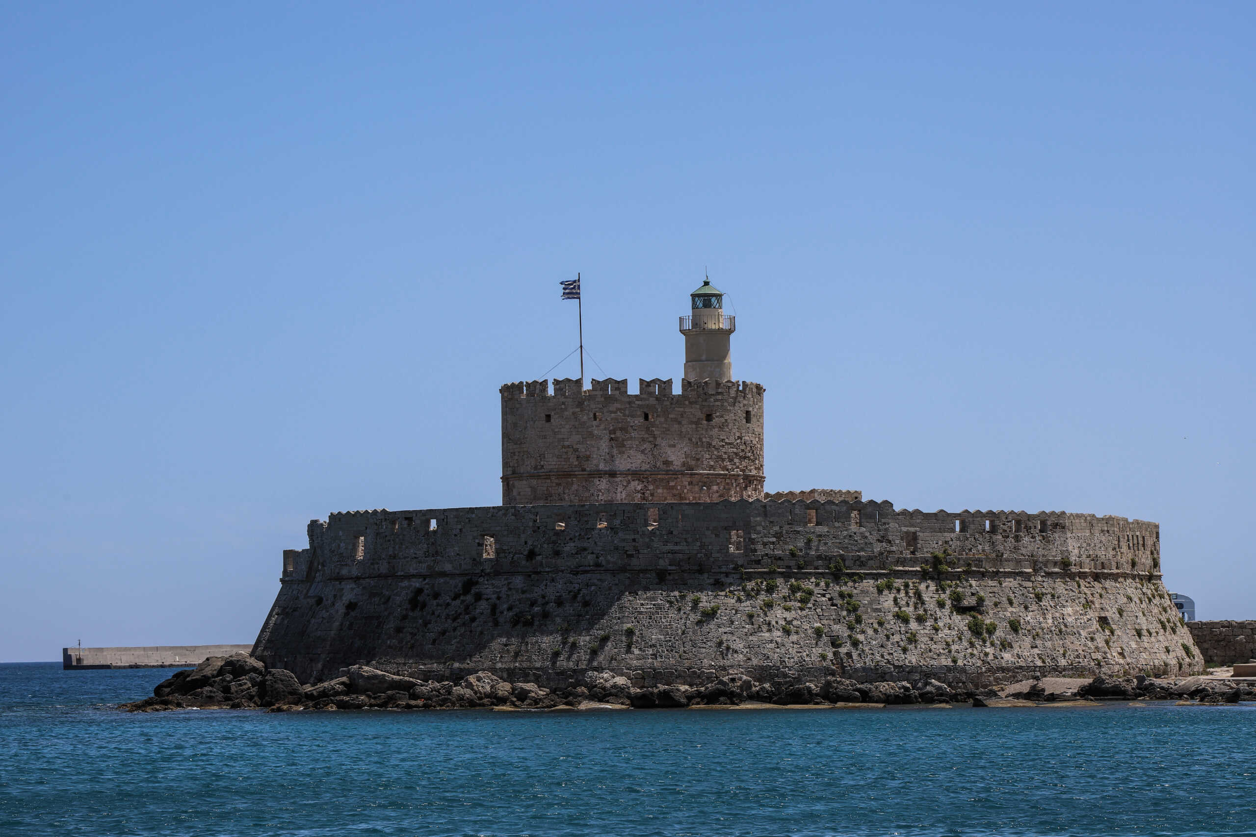 Στιγμιότυπο από την Παλιά Πόλη της Ρόδου.
(ΑΡΓΥΡΩ ΑΝΑΣΤΑΣΙΟΥ