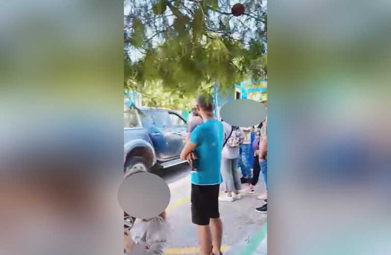Ασπρόπυργος: Η στιγμή της σύλληψης του γυμναστή - «Γαργαλούσε το παιδί από το στήθος και κάτω» - Περιγραφές σοκ στο newsit.gr