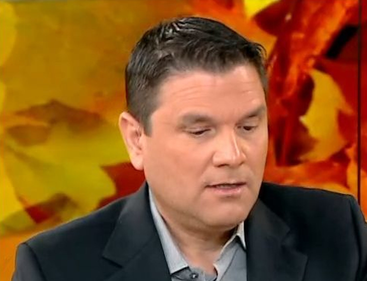 Ντίνος Σιωμόπουλος: «Ασυνείδητος οδηγός πέρασε με κόκκινο, θα με σκότωνε και εμένα και τα παιδιά μου»