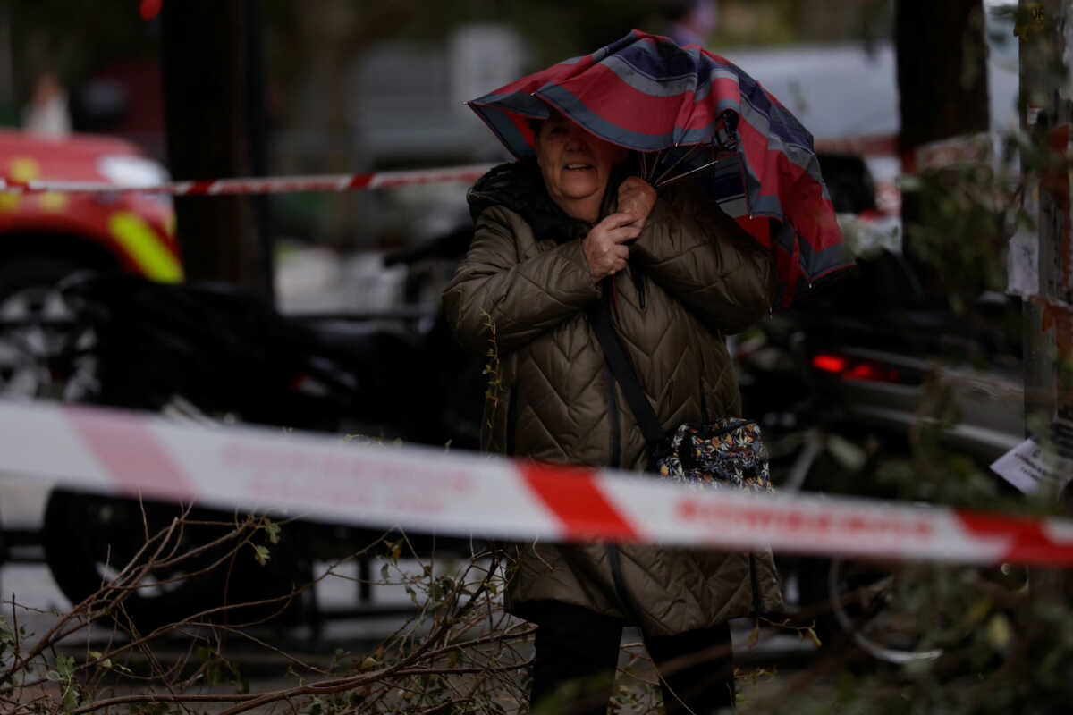 Καταιγίδα Κιαράν: Αυξάνεται ο αριθμός των νεκρών στην Ευρώπη από τη σφοδρή κακοκαιρία