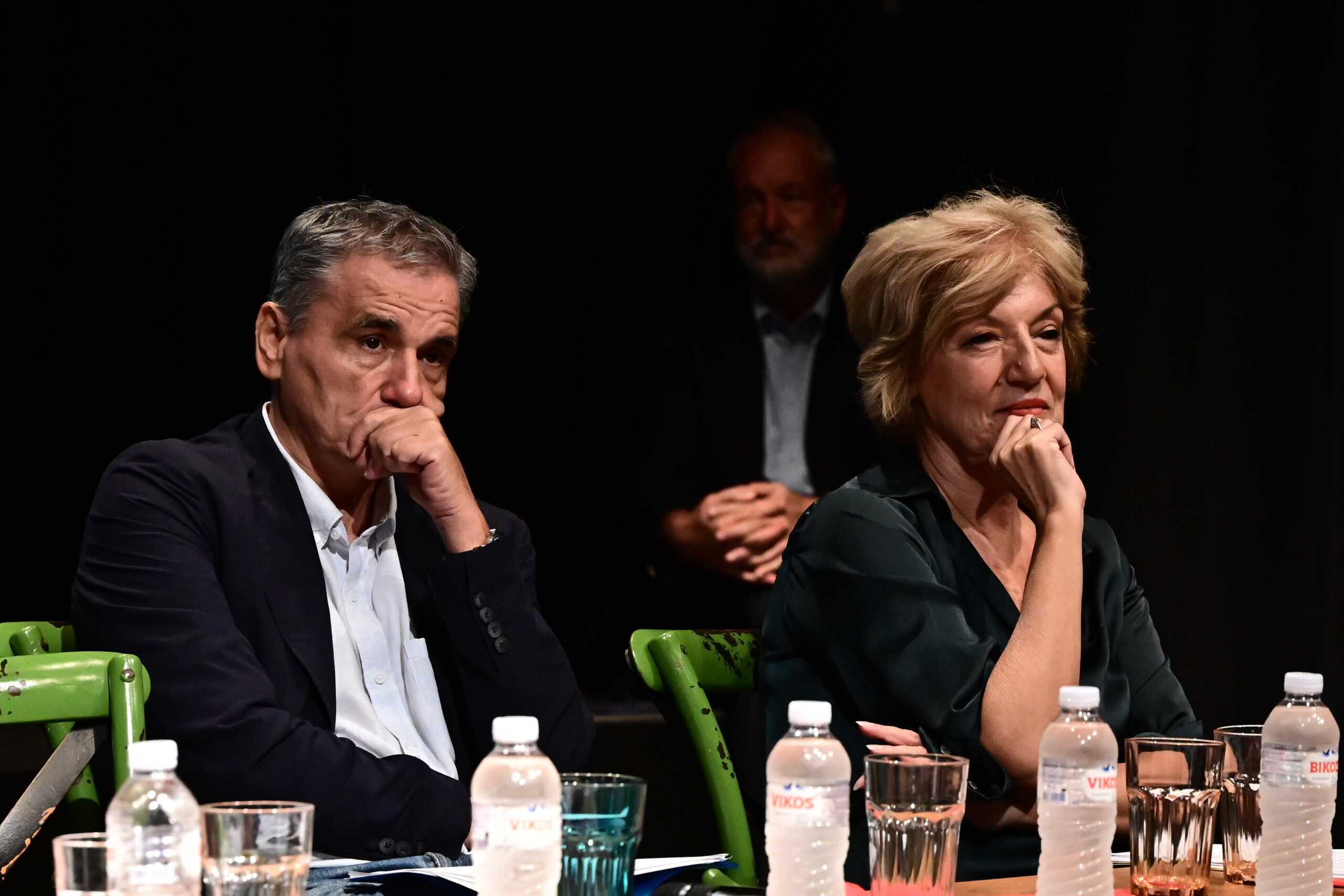 Εκδήλωση με θέμα "Η ανανεωτική και ριζοσπαστική Αριστερά απέναντι στις προκλήσεις των καιρών" από την εφημερίδα "Η Εποχή", με την συμμετοχή των βουλευτών του ΣΥΡΙΖΑ - Προοδευτική Συμμαχία, Σία Αναγνωστοπούλου και Ευκλείδη Τσακαλώτου, του Κωστή Παπαϊωάννου, εκπαιδευτικός, συγγραφέας, του δικηγόρου Βασίλη Παπαστεργίου και του Αντώνη Τζανακόπουλου, καθηγητής Δημοσίου Διεθνούς Δικαίου, Παν. Οξφόρδης, Δευτέρα 6 Νοεμβρίου 2023.
(ΜΙΧΑΛΗΣ ΚΑΡΑΓΙΑΝΝΗΣ