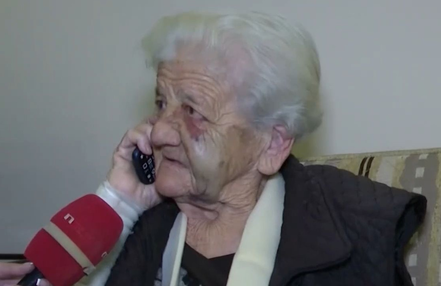 Βοιωτία: Ληστής ξυλοκόπησε 82χρονη μέσα στο σπίτι της – Άρπαξε 100 ευρώ και την τηλεόραση