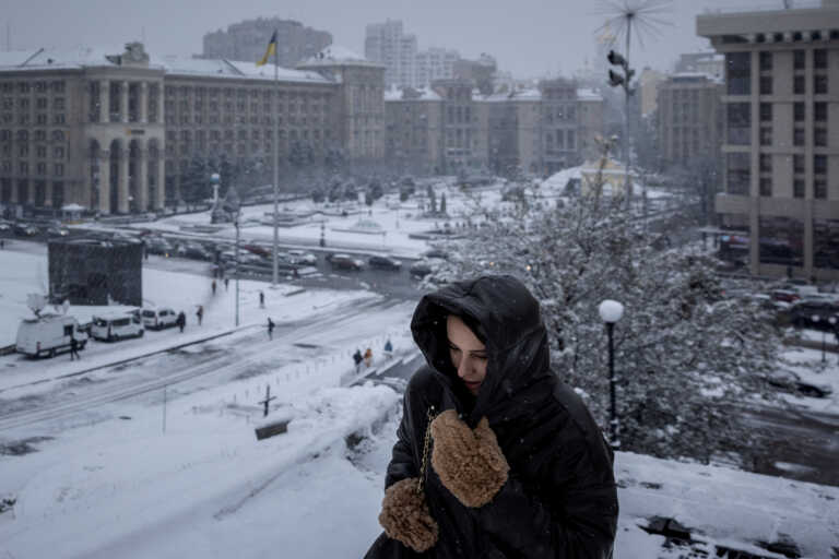 «Μεγακαταιγίδα» σε Ρωσία και Ουκρανία φέρνει χιόνια, ισχυρούς ανέμους και διακοπές ρεύματος