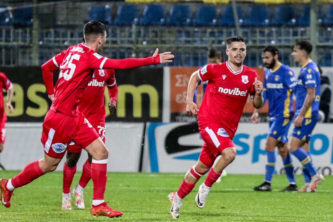 Αστέρας Τρίπολης – Πανσερραϊκός 0-2: Βήμα πρόκρισης στους «8» του Κυπέλλου Ελλάδας