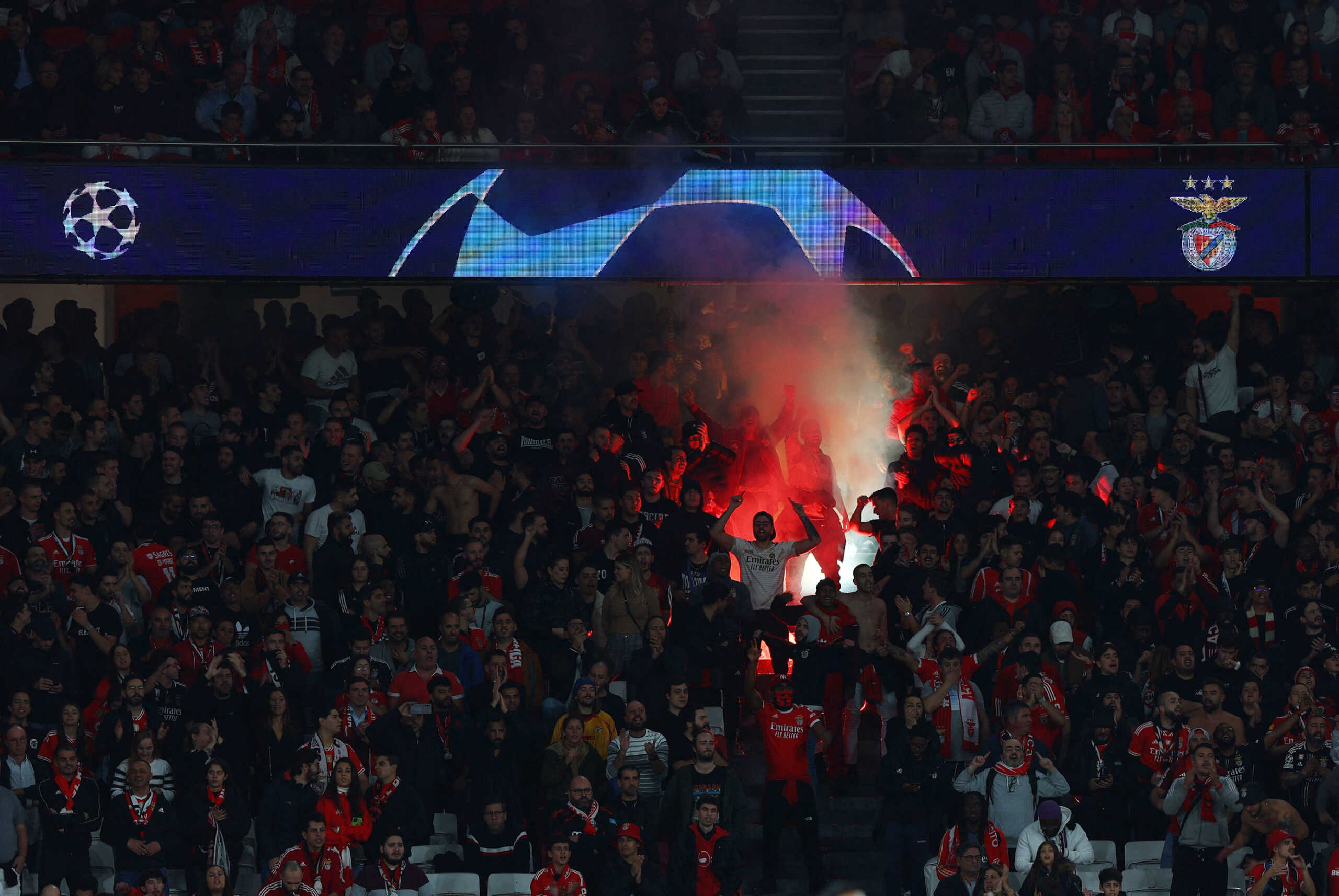 Soccer Football - Champions League - Group D - Benfica v Inter Milan - Estadio da Luz, Lisbon, Portugal - November 29, 2023 Benfica fans with flares in the stands during the match REUTERS