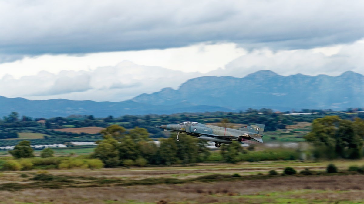 F SINEKPAIDEUSH USAF