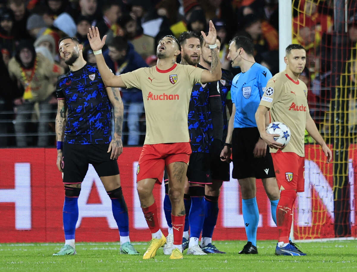 Λανς – Σεβίλλη 2-1 και Αϊντχόφεν – Άρσεναλ 1-1 για τον 2ο όμιλο του Champions League