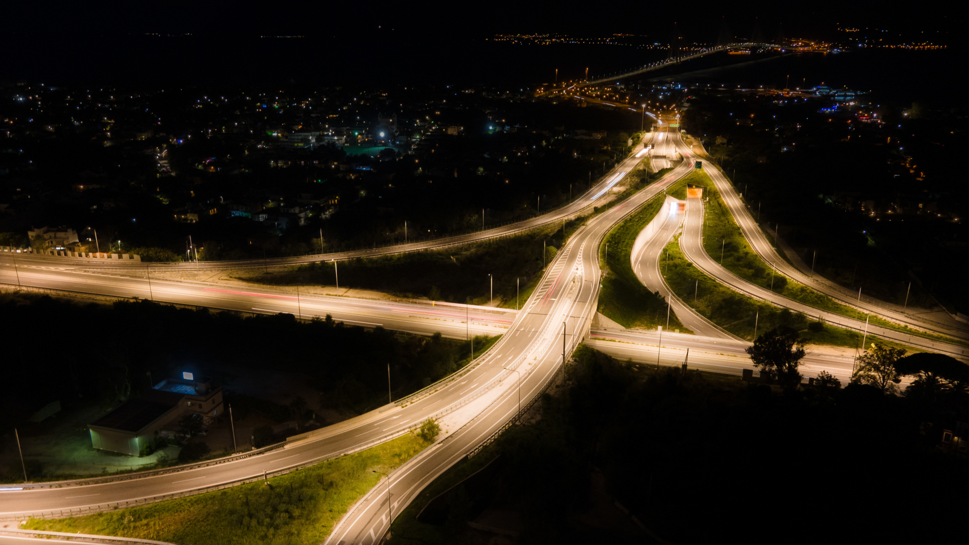 Νέος high tech φωτισμός στον αυτοκινητόδρομο Ελευσίνα – Κόρινθος – Πάτρα