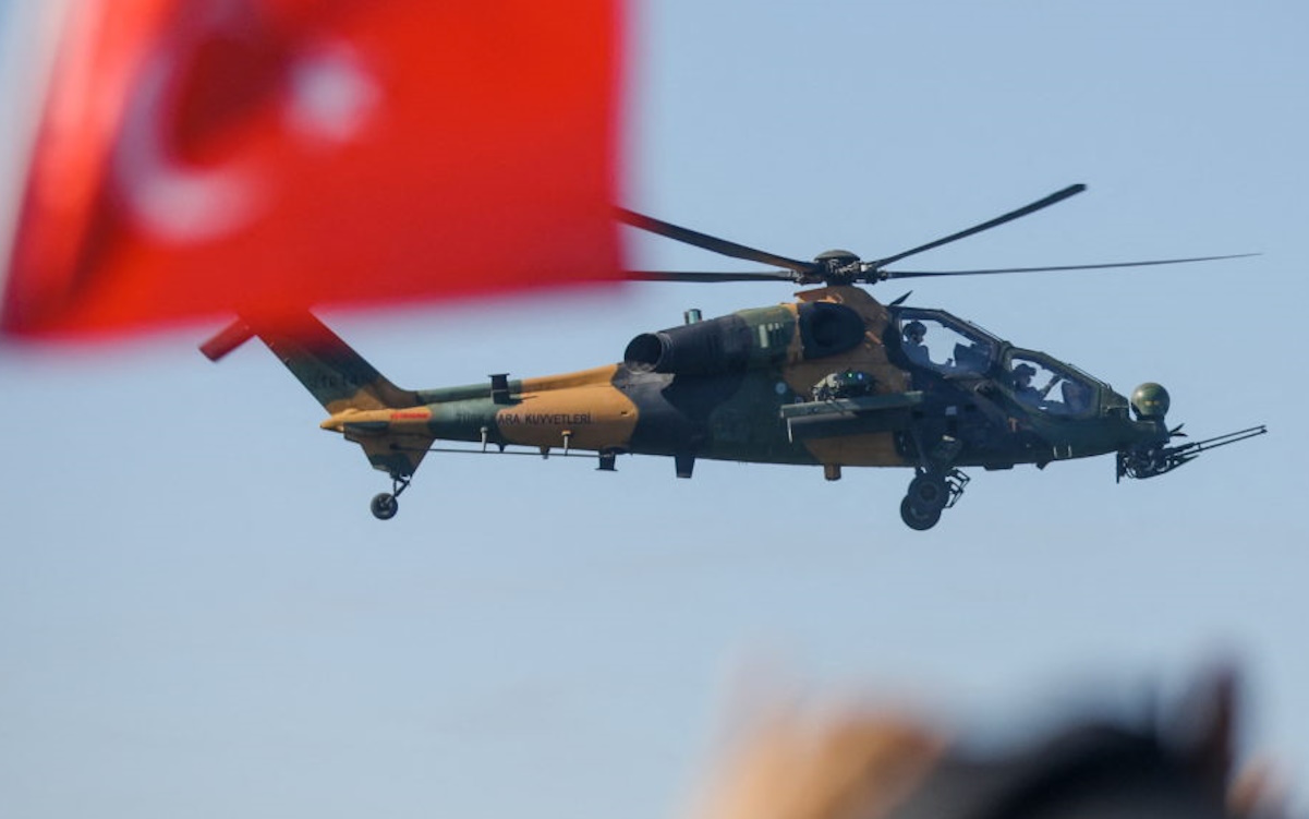 Μία τουρκική παράβαση από 1 ελικόπτερο στο Αιγαίο μετά από 21 μέρες ηρεμίας
