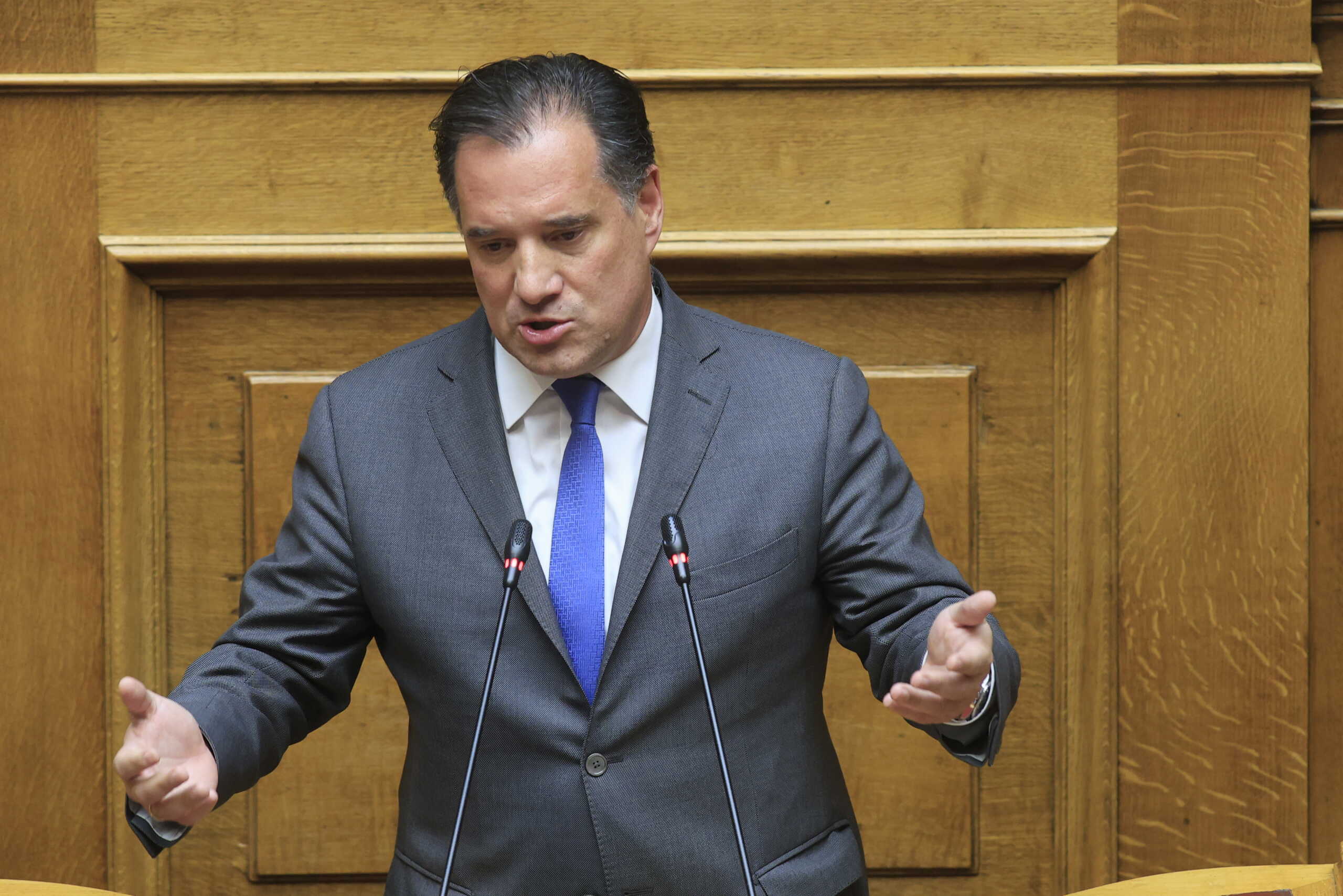 Τρίτη ημέρα της συζήτησης στην Ολομέλεια της Βουλής του σχεδίου νόμου του Υπουργείου Εθνικής Οικονομίας και Οικονομικών "Κύρωση του Κρατικού Προϋπολογισμού οικονομικού έτους 2024", Παρασκευή 15 Δεκεμβρίου 2023. 
(ΓΙΩΡΓΟΣ ΚΟΝΤΑΡΙΝΗΣ