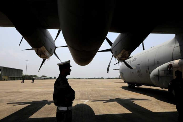 Βρετανικό στρατιωτικό αεροσκάφος θα κάνει πτήσεις πάνω από τη Γάζα για την αναζήτηση ομήρων