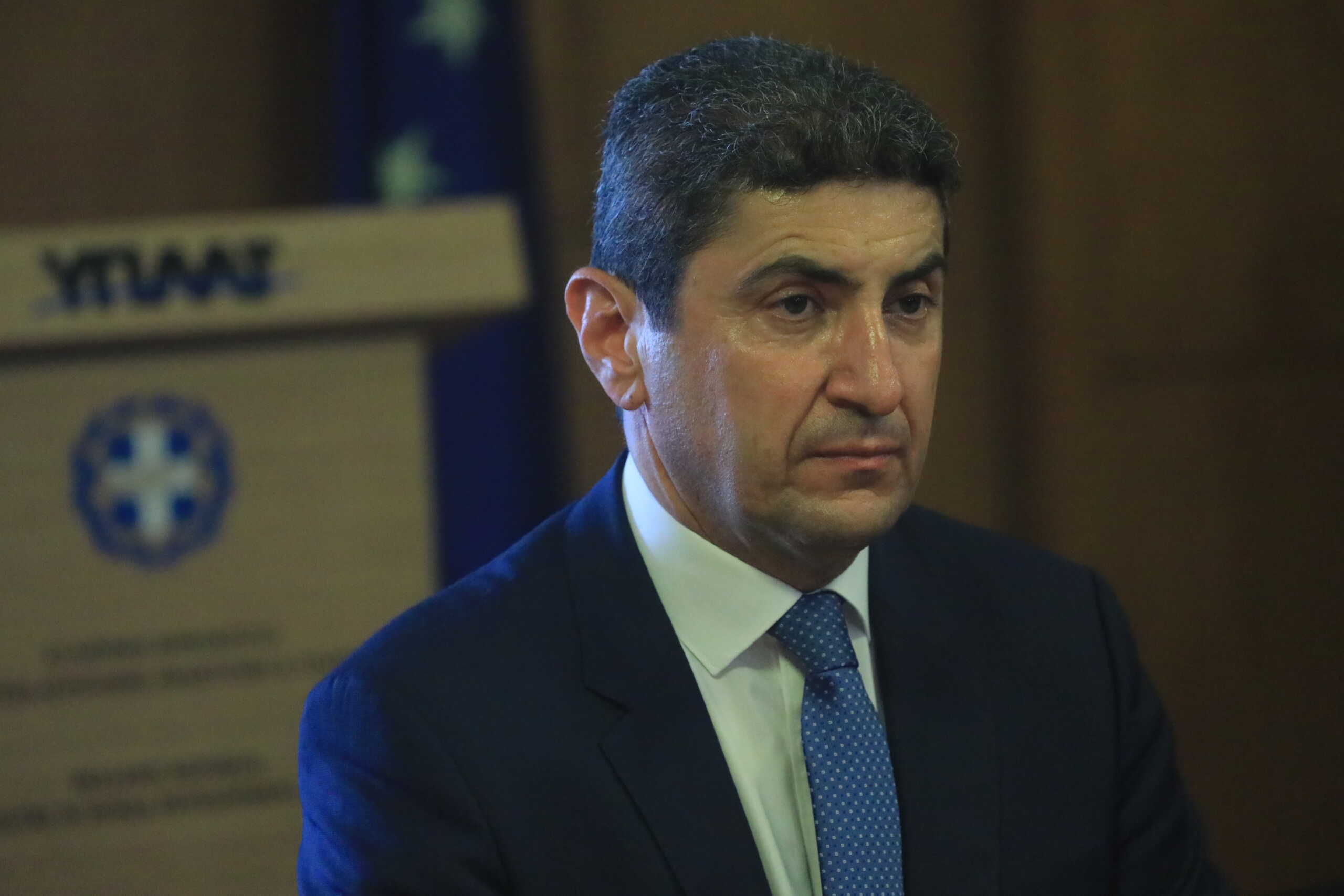 Τελετή παράδοσης - παραλαβής στο υπουργείο Αγροτικής Ανάπτυξης και Τροφίμων από τον υπηρεσιακό υπουργό Γεώργιο Τσακίρη στον νέο υπουργό Λευτέρη Αυγενάκη, Τρίτη 27 Ιουνίου 2023.
(ΓΙΑΝΝΗΣ ΠΑΝΑΓΟΠΟΥΛΟΣ