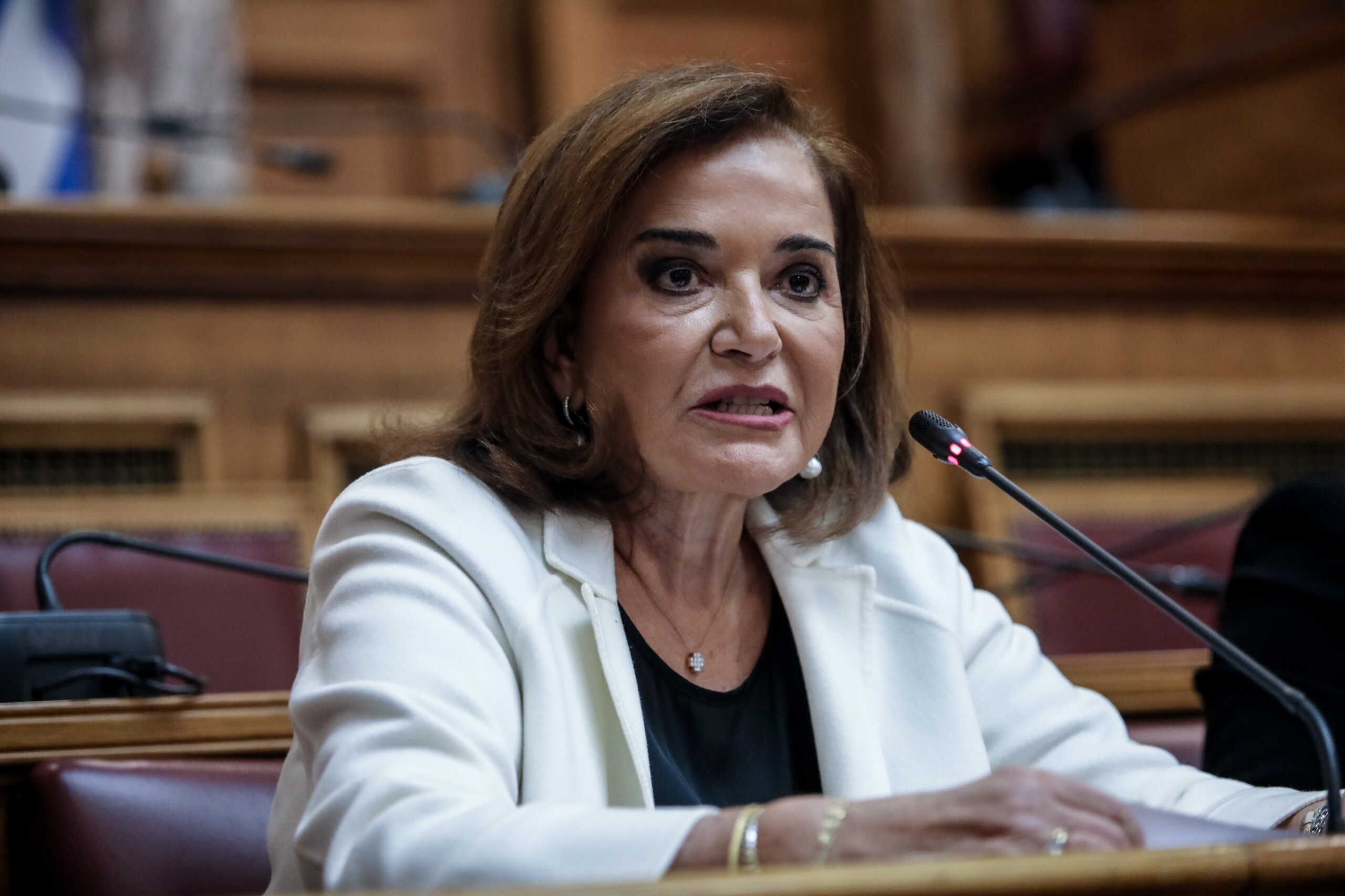 Στρογγυλό τραπέζι από το Ίδρυμα της Βουλής των Ελλήνων για τον Κοινοβουλευτισμό και τη Δημοκρατία και το Εθνικό Ίδρυμα Ερευνών και Μελετών "Ελευθέριος Κ. Βενιζέλος" με θέμα