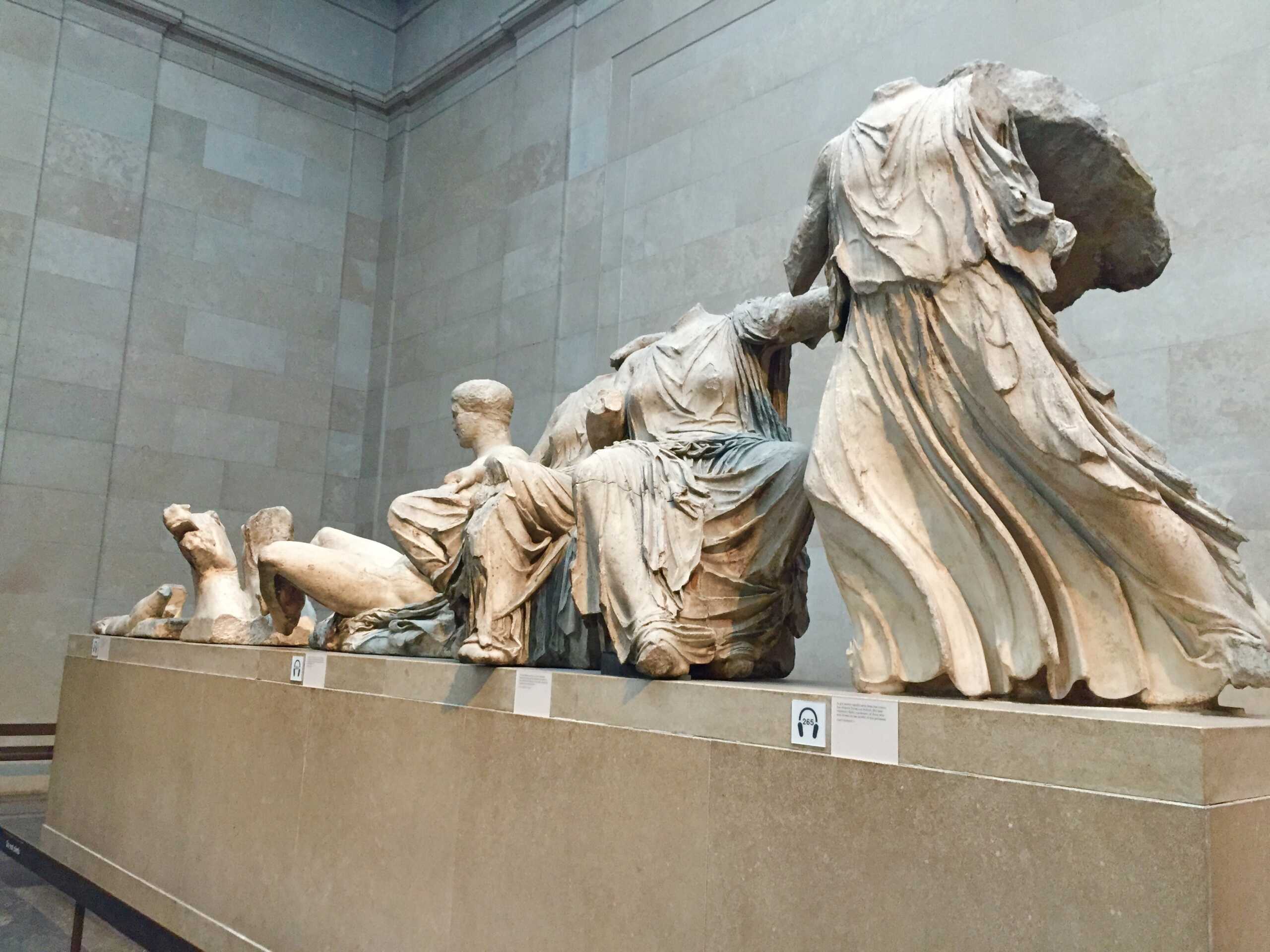 «Κοσμοπλημμύρα» στο Βρετανικό Μουσείο για τα Γλυπτά του Παρθενώνα και την κρυμμένη Καρυάτιδα – Οδοιπορικό του newsit.gr
