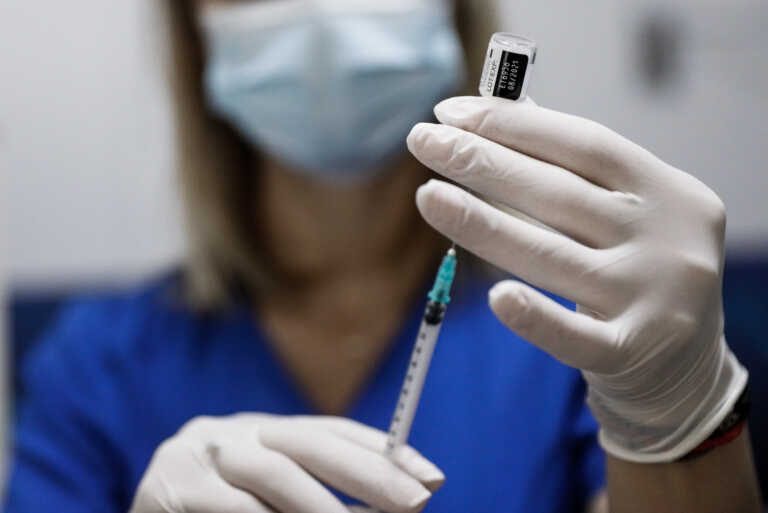 Μόλις 170.000 τα εμβόλια κατά του κορονοϊού – Αυξάνεται ο κίνδυνος για υπερήλικες και ευπαθείς ομάδες