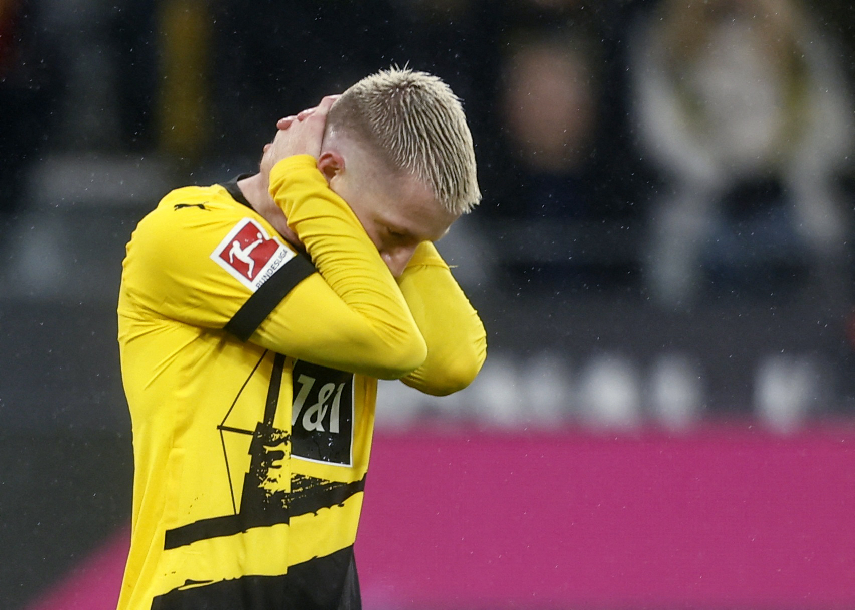Soccer Football - Bundesliga - Borussia Dortmund v Borussia Moenchengladbach - Signal Iduna Park, Dortmund, Germany - November 25, 2023 Borussia Dortmund's Marco Reus reacts after a missed chance REUTERS