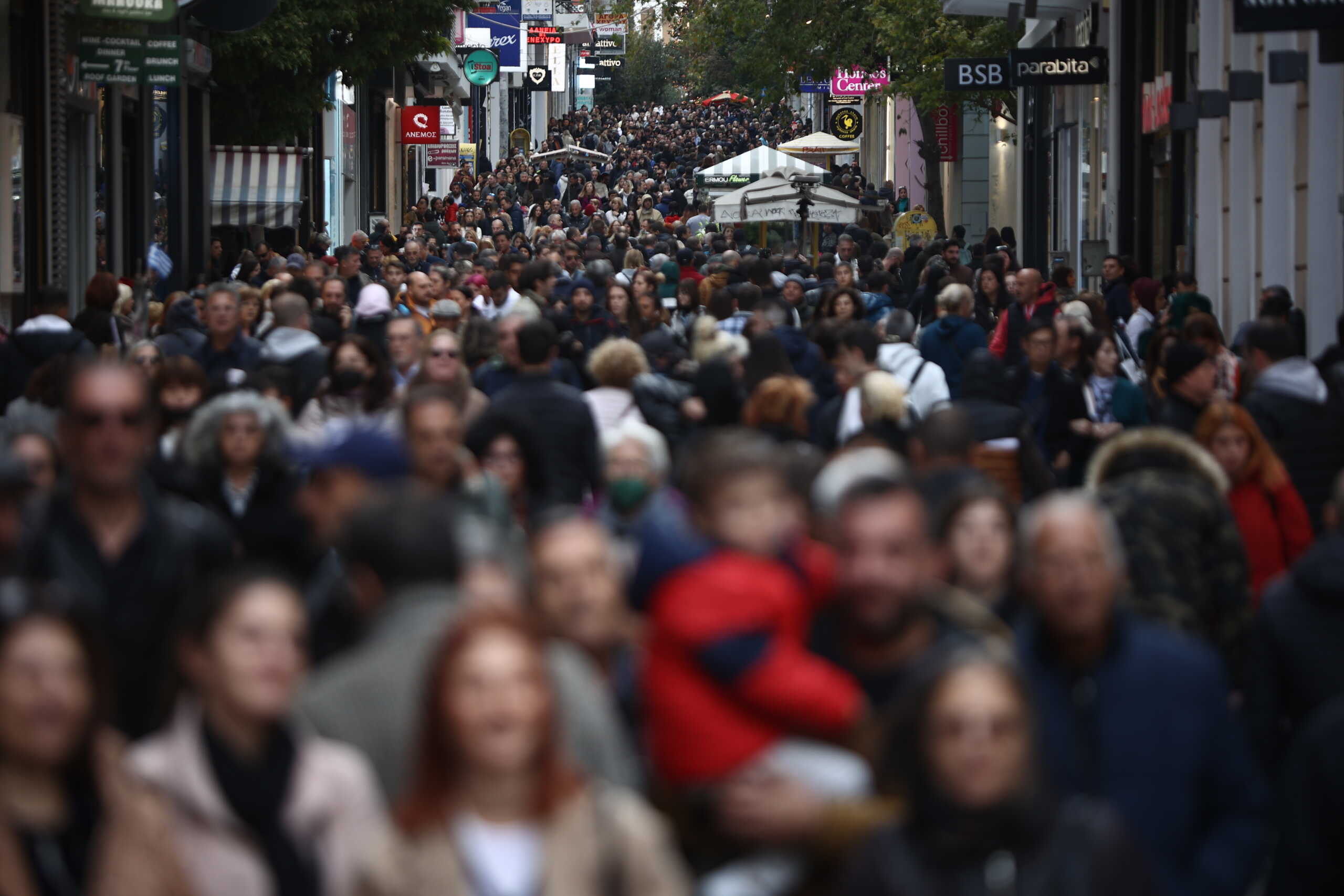 ΕΟΔΥ: Σημαντική αύξηση στα κρούσματα κορονοϊού, γρίπης και RSV την περασμένη εβδομάδα
