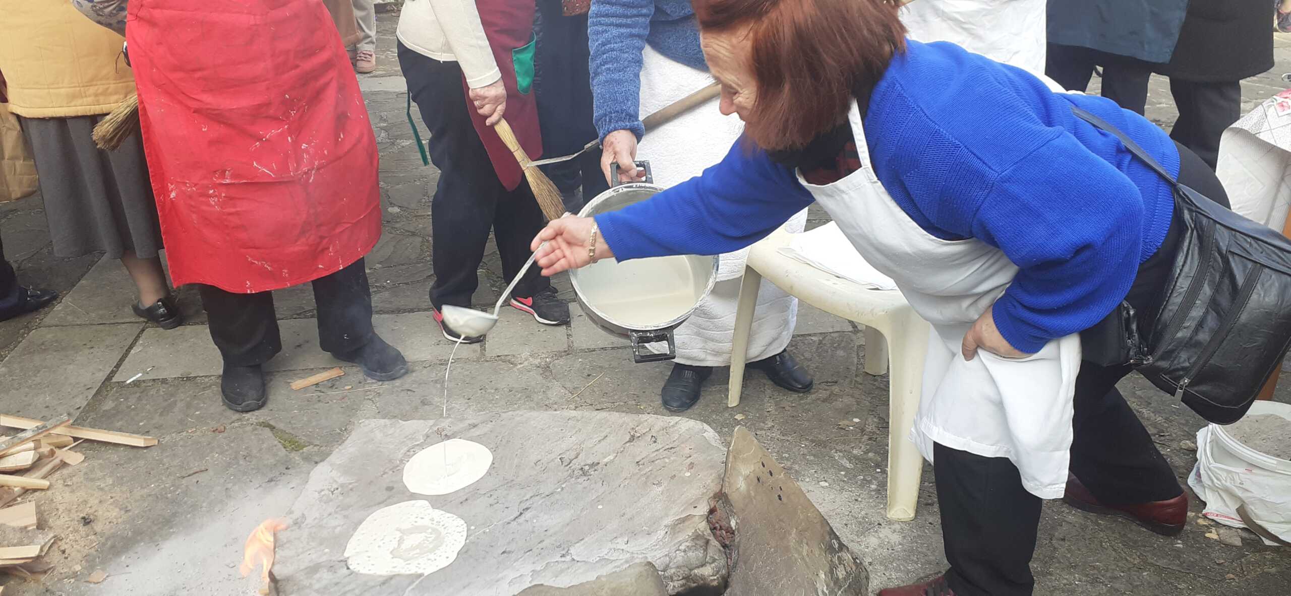 Γιάννενα: Έτσι αναβίωσε το έθιμο «σπάργανα του Χριστού»