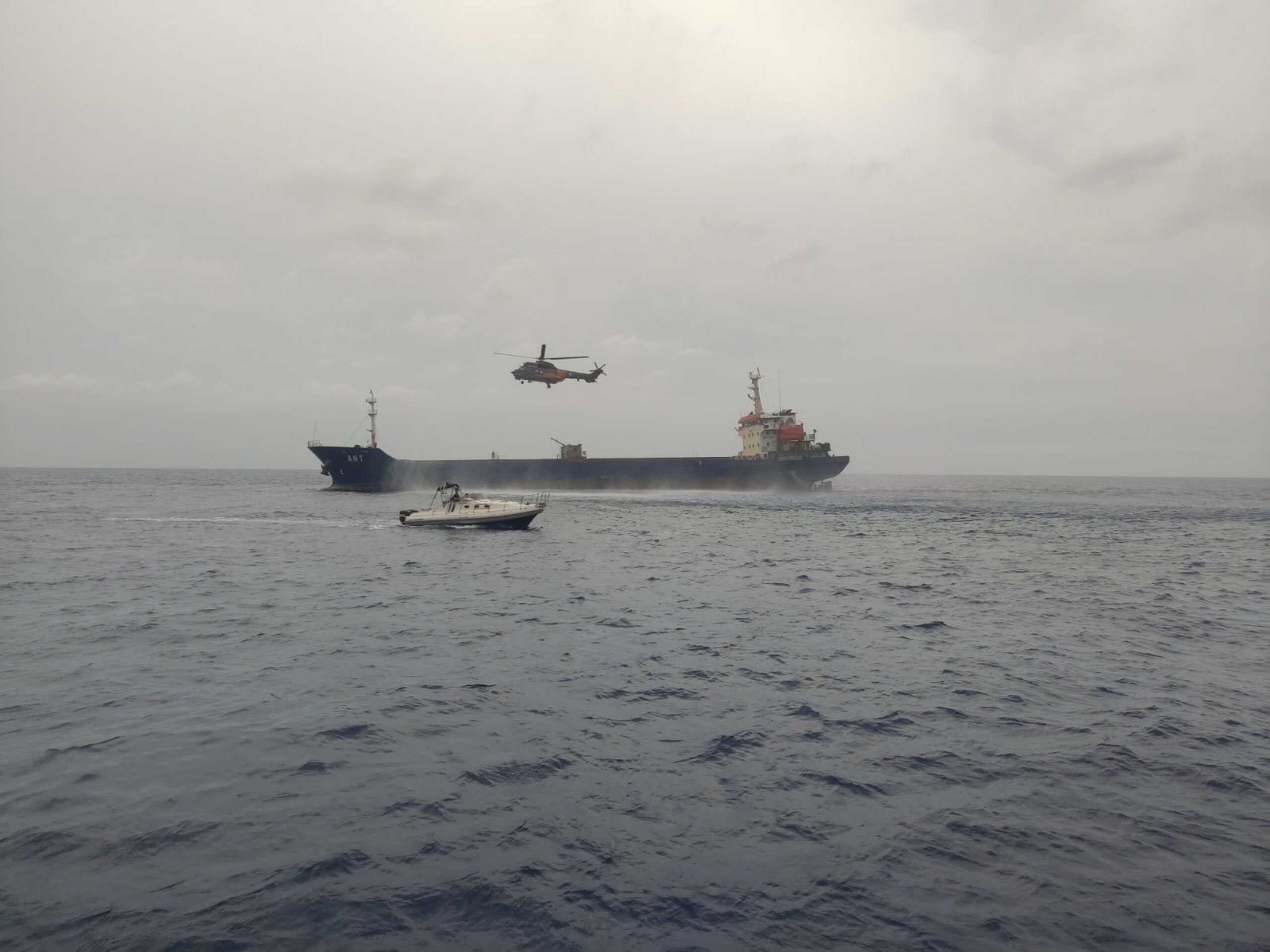 Μυτιλήνη: Μηχανική βλάβη σε φορτηγό πλοίο με 15 ναυτικούς