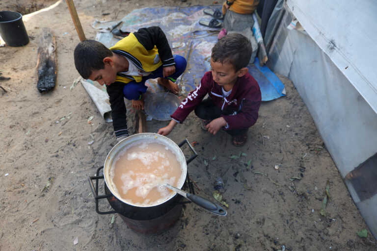 Αντιμέτωποι και με την πείνα οι κάτοικοι στη Λωρίδα της Γάζας – Μόνη διέξοδος η Αίγυπτος