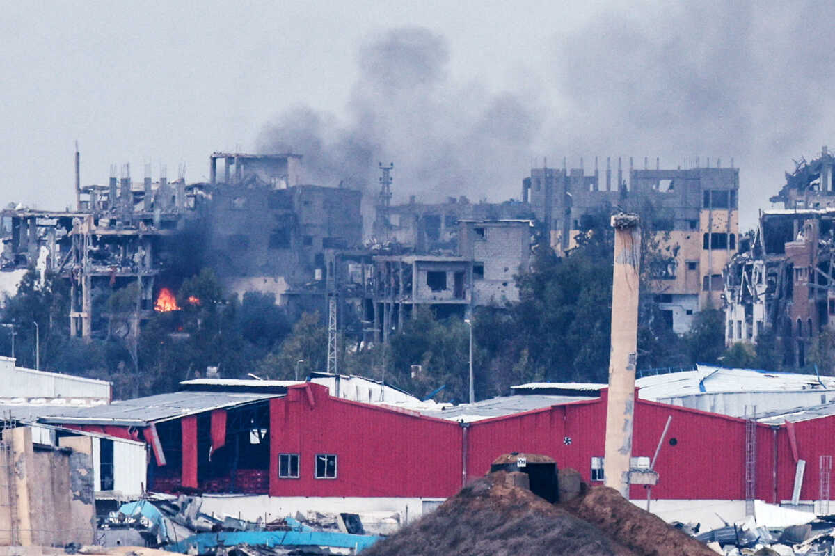 FILE PHOTO: Smoke rises inside northern Gaza Strip following an airstrike, amid the ongoing conflict between Israel and the Palestinian Islamist group Hamas, as seen from southern Israel, December 14, 2023. REUTERS