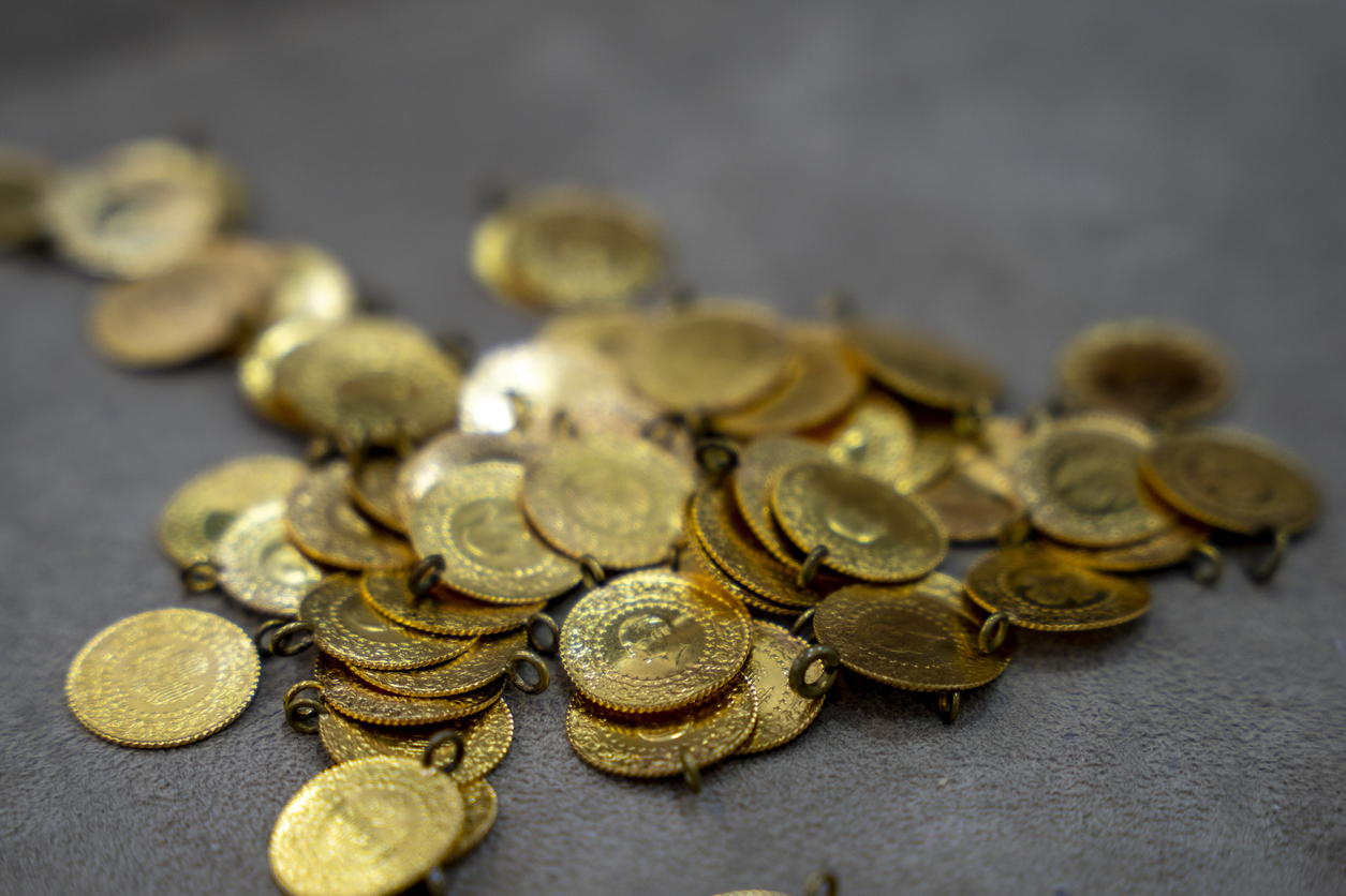 Small and quarter gold, jeweler also quarter gold1