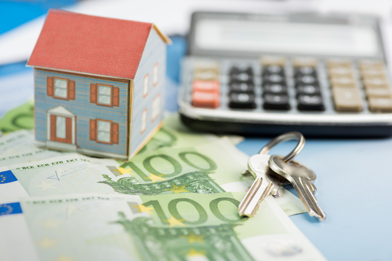 Νέος νόμος για δάνεια: Πώς διευρύνεται το πλαίσιο προστασίας για καταναλωτές και δανειολήπτες από 1η Ιανουαρίου 2024